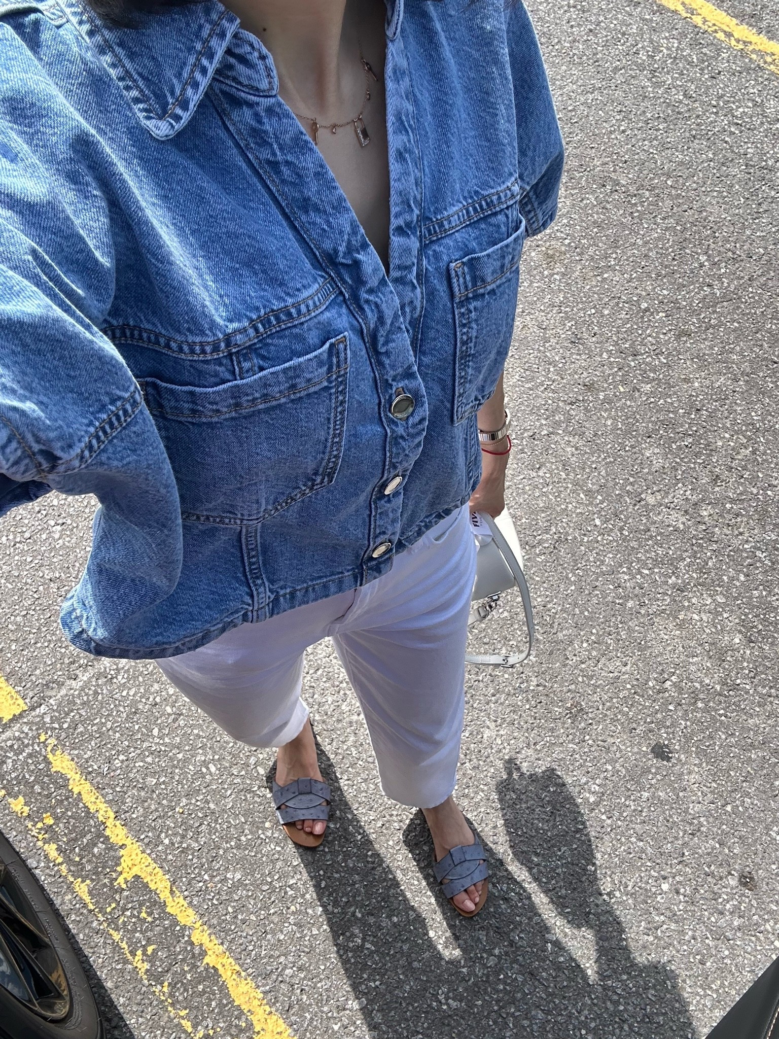 Wearing size XS and size 2 ( EU34) in jeans!

#LTKcanada #LTKsummer #LTKjeans