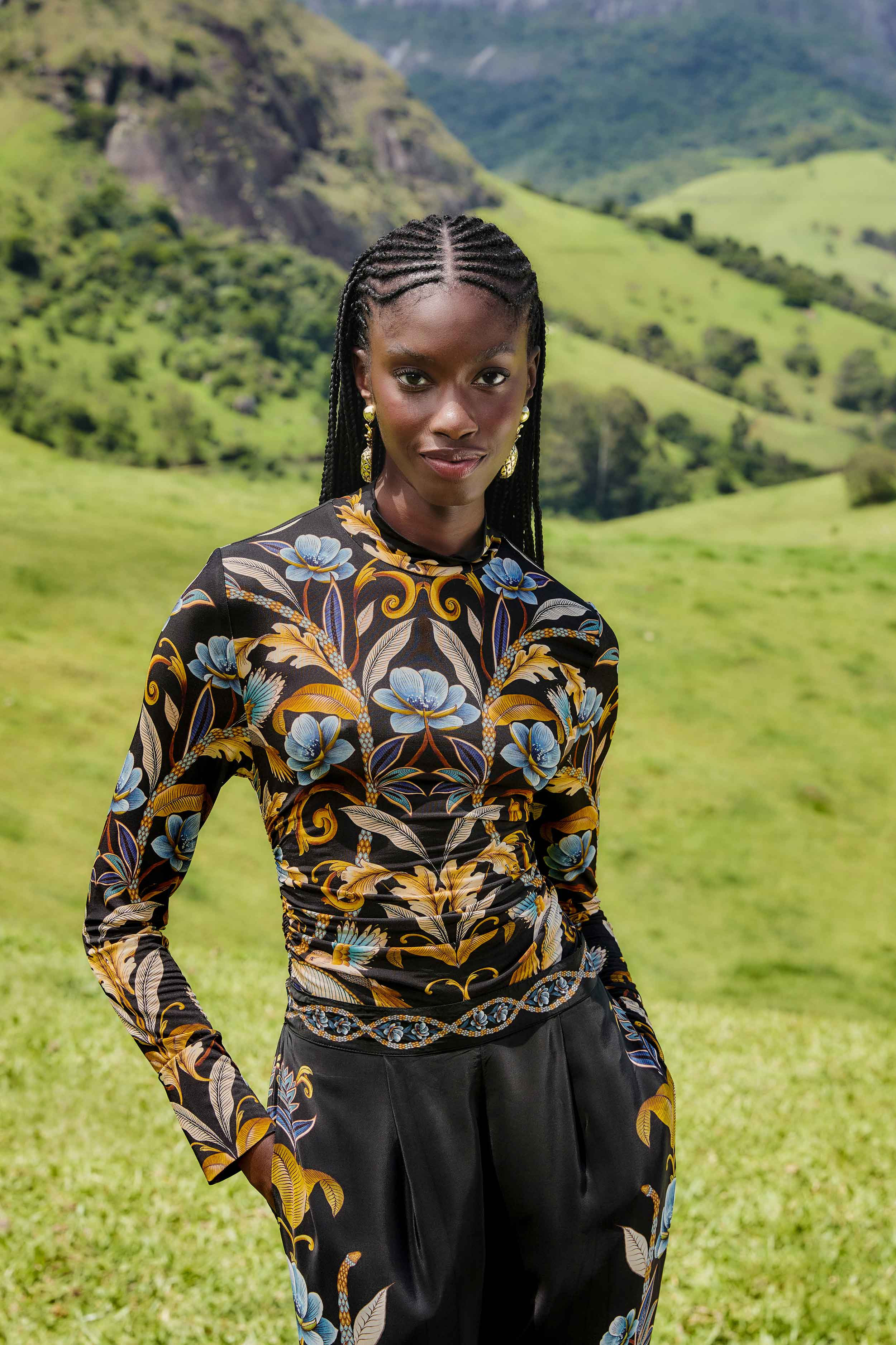 Black Flowerful Garden Jersey Blouse | FARM Rio | FarmRio (US)