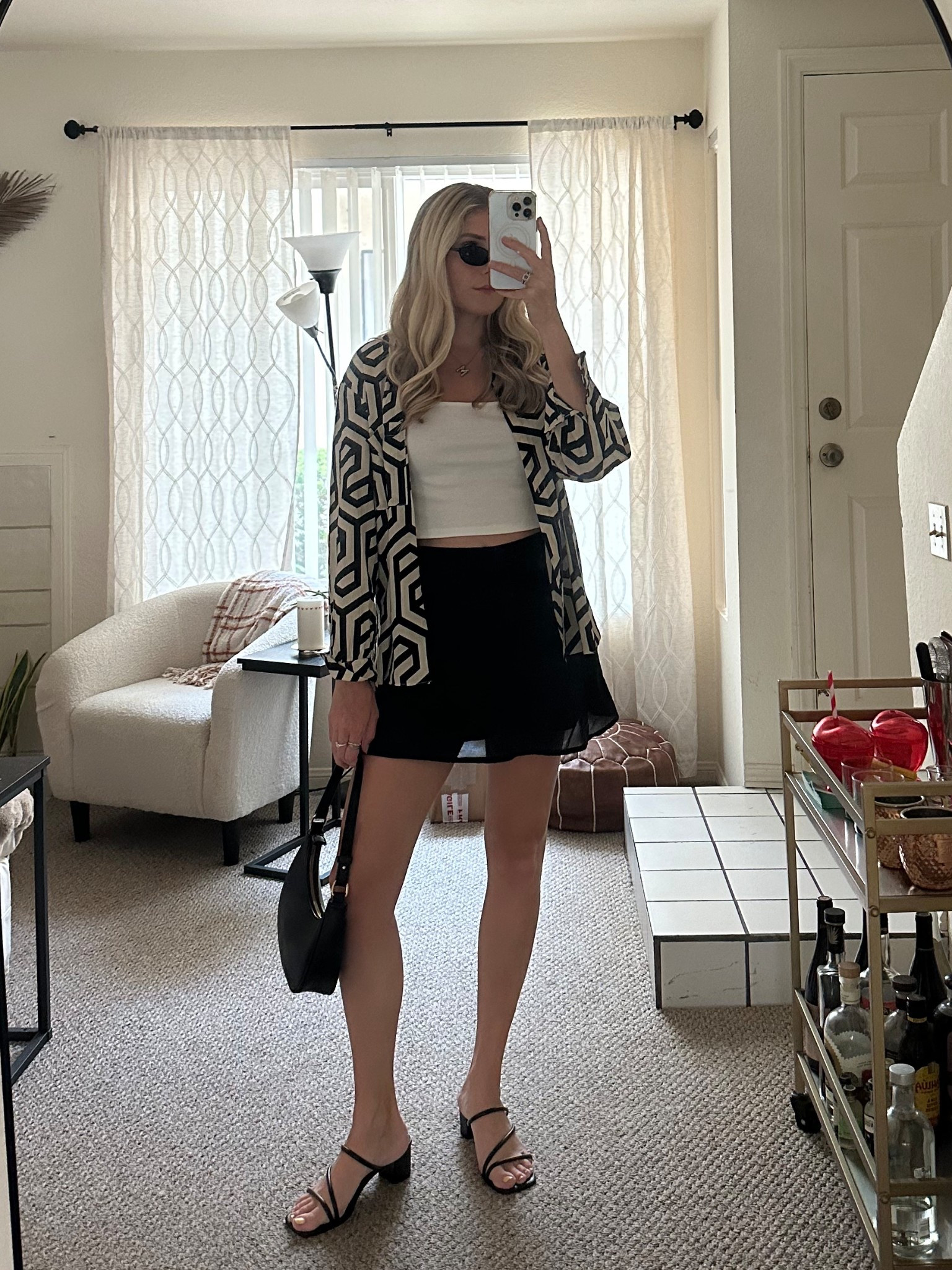 summer night out outfit, black skirt styled, white tank and black skirt outfit 