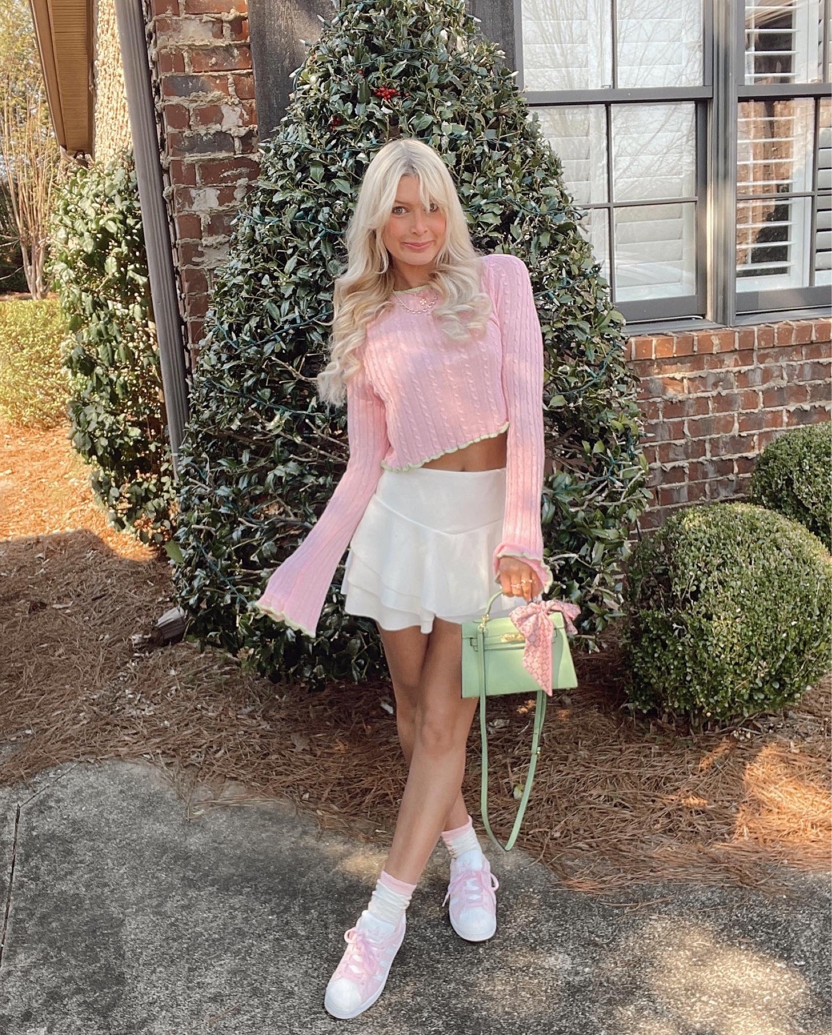 Top is sold out :( but everything else is linked!

#LTKsalealert #LTKfindsunder50 #LTKSeasonal