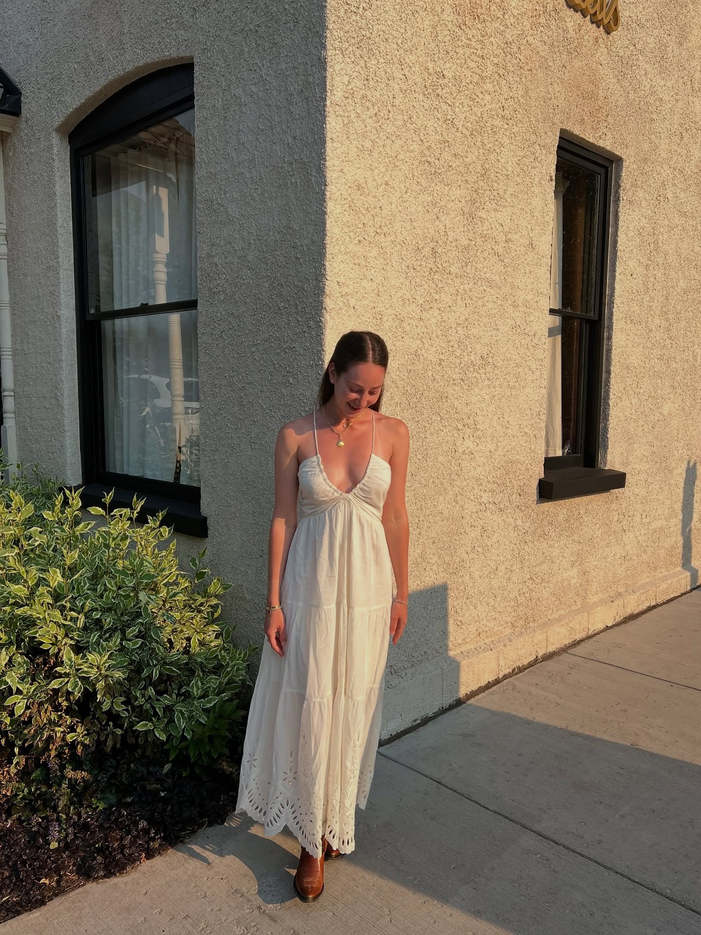 Some outfits from August 🤍

#outfit #myoutfitoftheday #whatiwore #lifestyleinfluencer butter yellow sweater, low-rise baggy jeans, bridal dress, workout set, cowboy boots, cardigan, sneakers

#LTKStyleTip #LTKActive