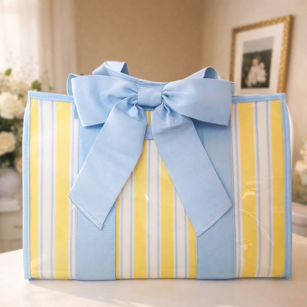 I've never seen a more beautiful bag. Blue and yellow are the colors of the season! Can't wait to use this bag everywhere! 

#LTKmomlife #LTKdayinmylife #LTKTravel