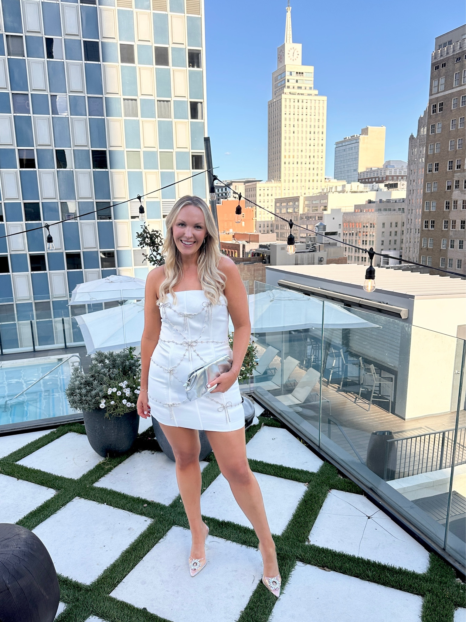 Cocktail dress - this dress would be so great for brides or a fun birthday dress! 

#LTKWedding #LTKMidsize #LTKStyleTip