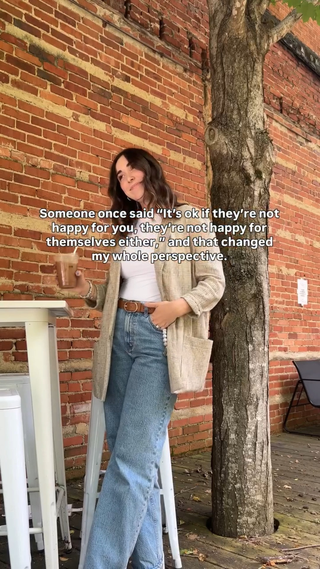 Anywhooo looking for the supportive girlies who celebrate each others’ wins 🫶🏻

Maybe I haven’t “made it” yet, but I’m building something real 🤍