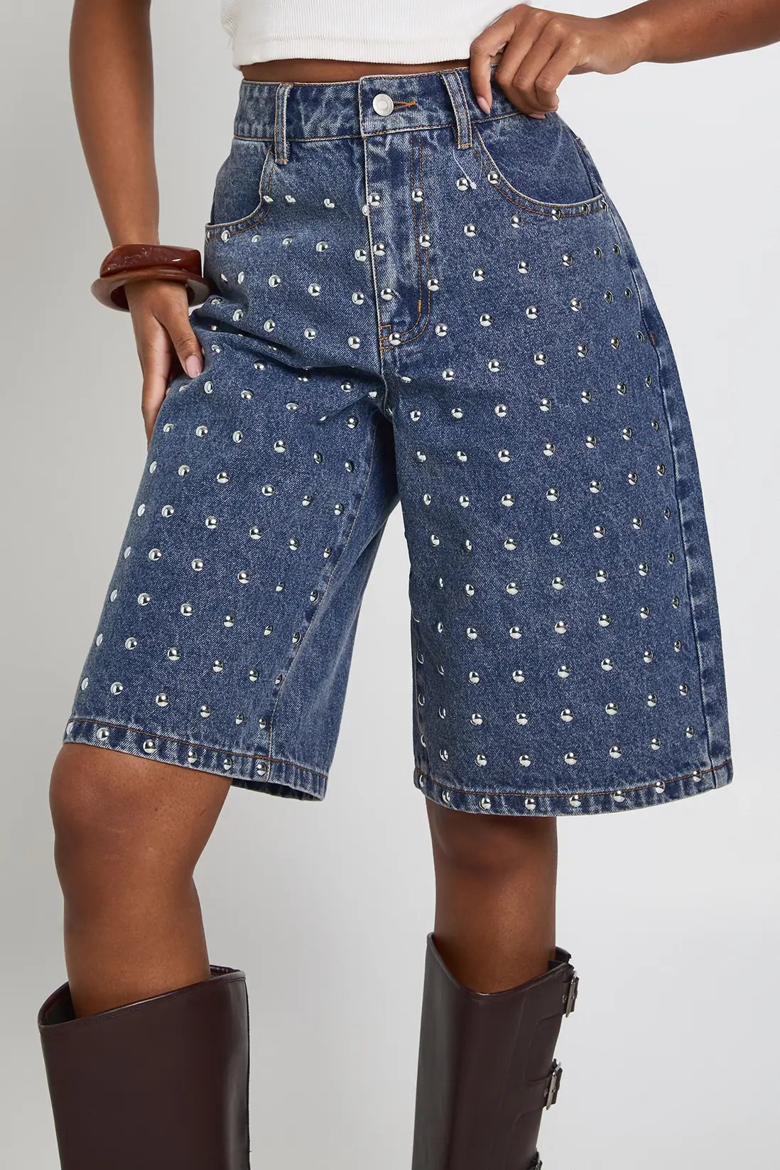 Vintage Wash Mid Rise Studded Denim Jort | Boohoo | Boohoo.com (UK & IE)