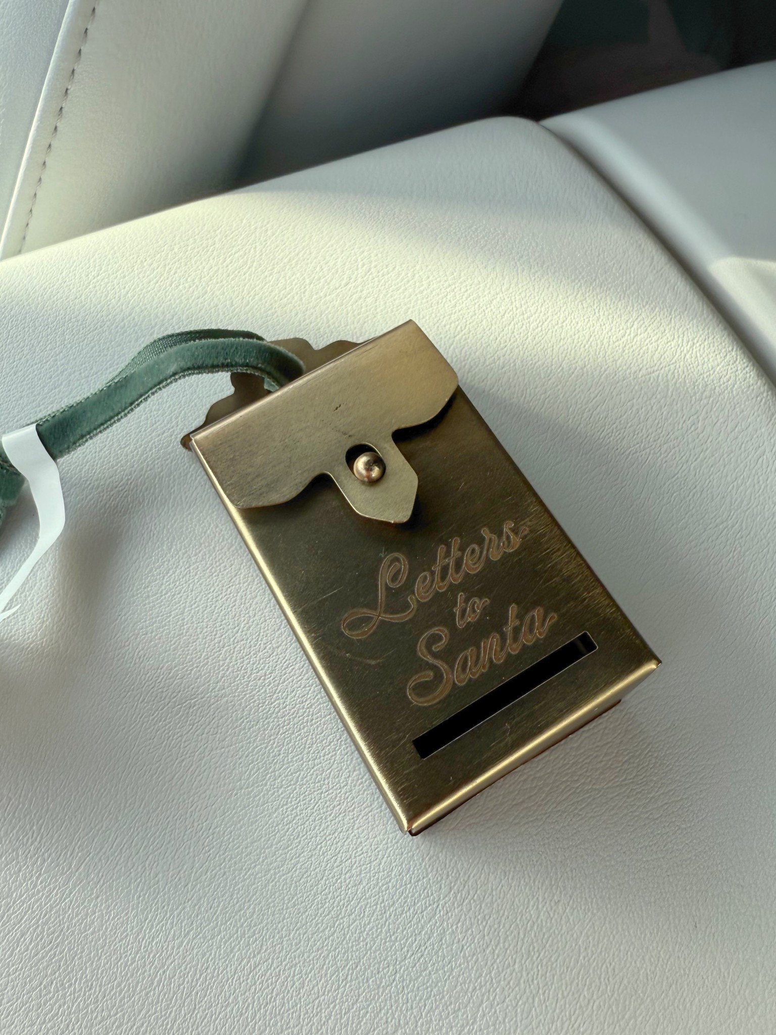 Found the cutest ornament!! 


Christmas decorations, tree decorations, ornaments, letters to Santa, holiday decor 


#target #hearthandhand 

#LTKHoliday #LTKSeasonal