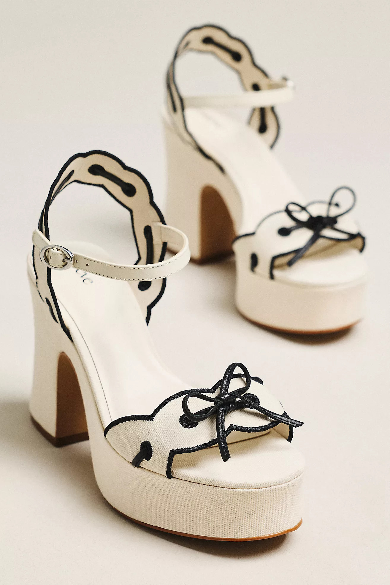 Maeve Contrast Scalloped Platform Sandals | Anthropologie (US)