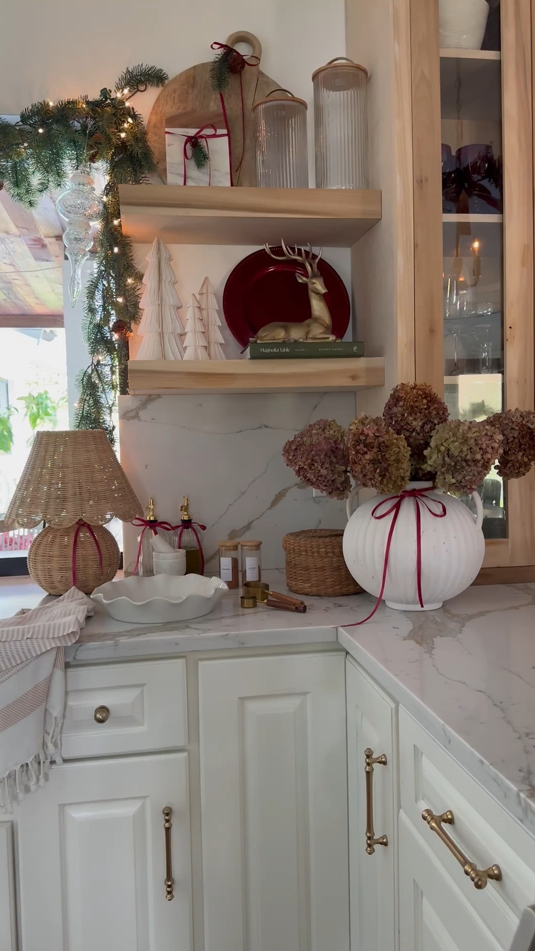 Christmas kitchen favs 


#LTKFindsUnder50 #LTKHoliday #LTKHome