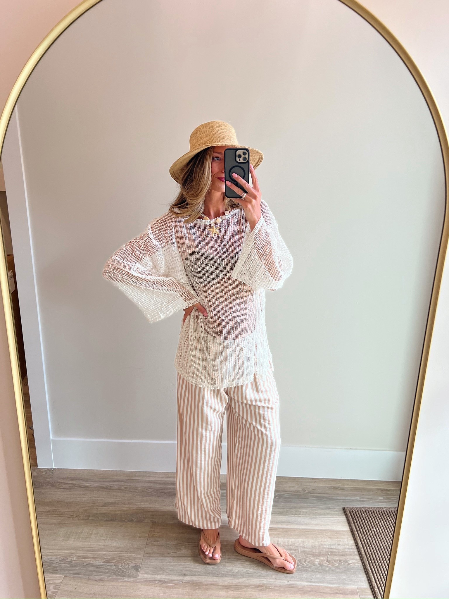 Medium top & bottom for bump! A cozy beach look that’s still fun ✨

#LTKootd #LTKSeasonal #LTKBump