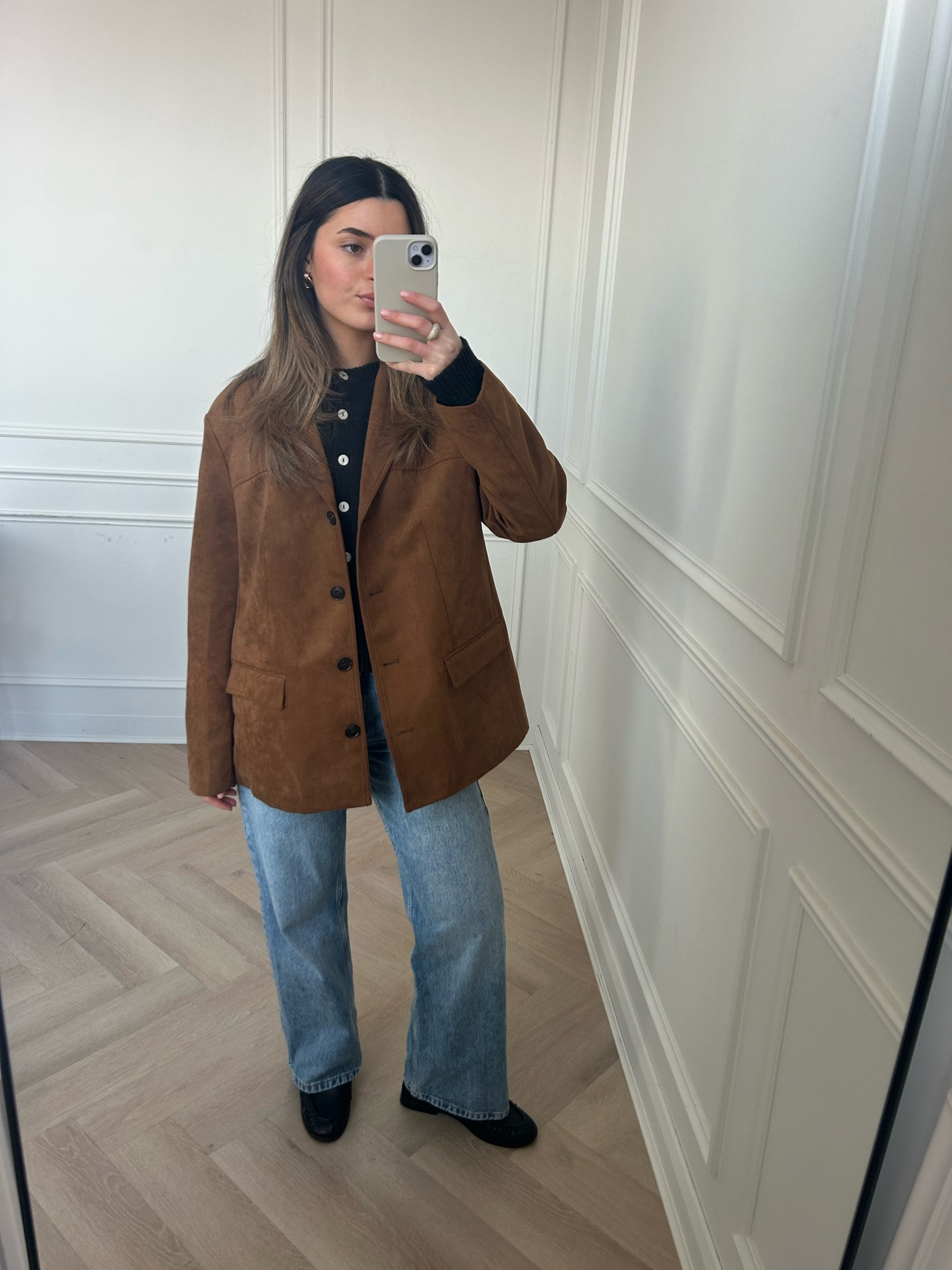 Office outfit of the day in the most epic suede blazer …🤎✨

#LTKstyletip #LTKworkwear