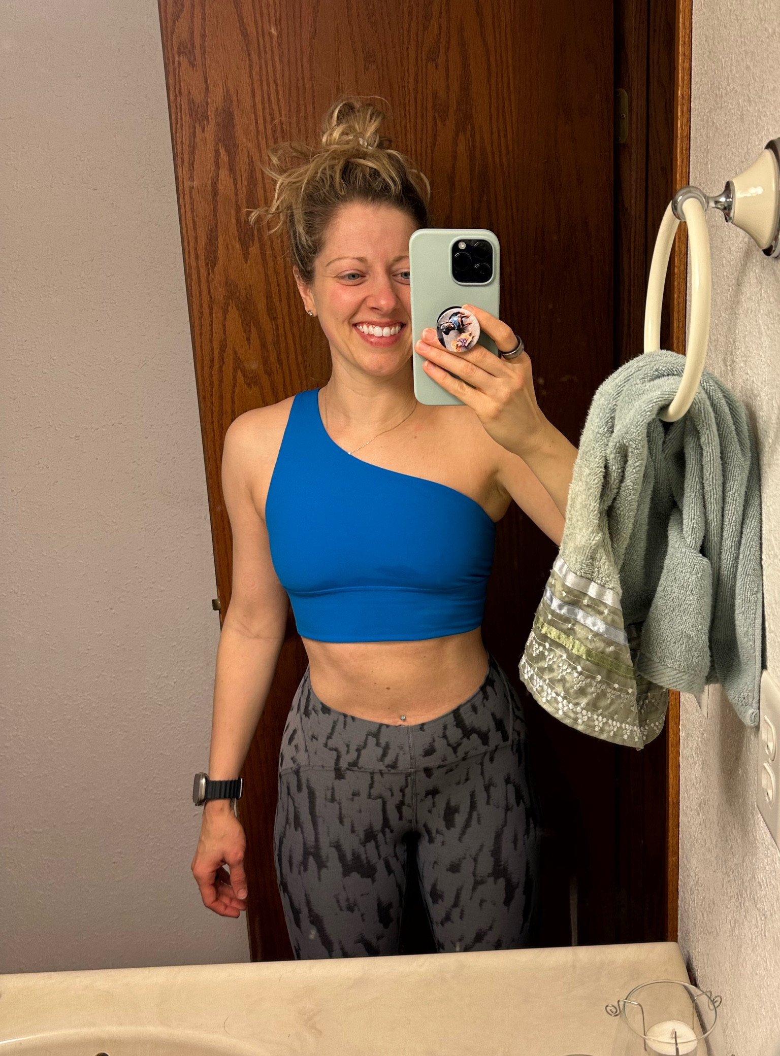 This color!😍 The perfect 1 shoulder sports bra that STAYS. I have a small chest, but some 1 shoulder sports bras starts to show very inappropriate things.😂

#LTKfit #LTKunder50 #LTKcurves