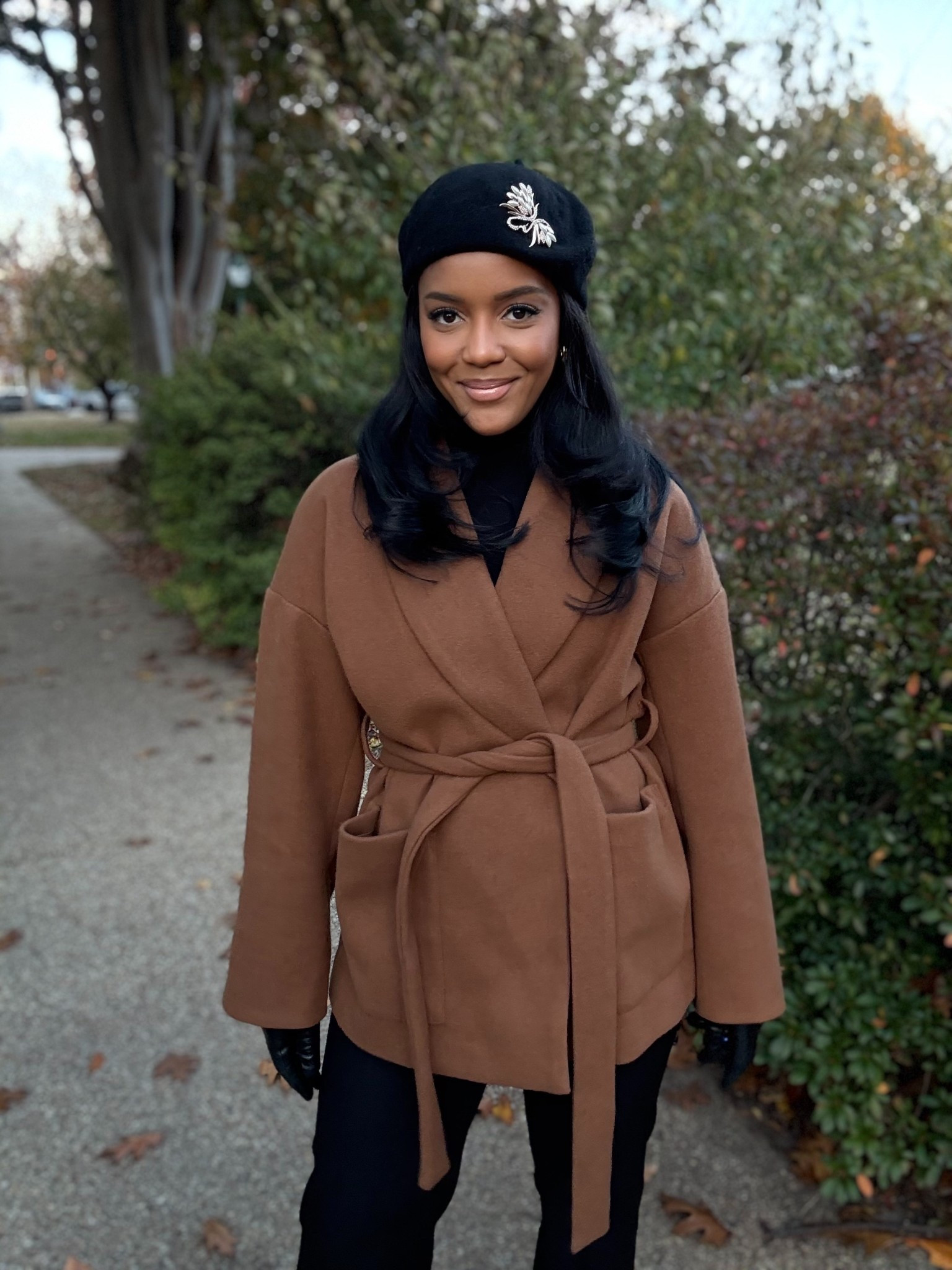 A clean line and a sharp cut can take you almost anywhere. This Commense coat works for weekday meetings, quick errands, or a last minute dinner because the structure does the work for you. When your outer layer looks intentional, every occasion feels easier to dress for.

#LTKWorkwear