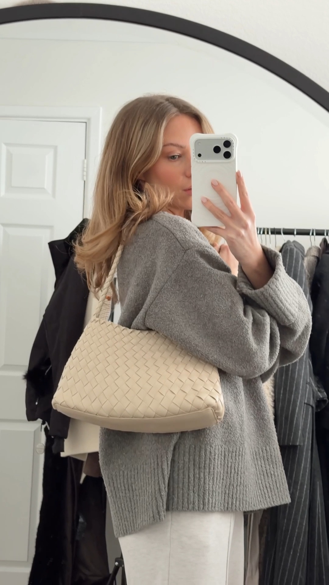 Dragon diffusion dupe from Anthropologie for less than £100 🙌🏻

#LTKFashionMonth #LTKuk #LTKspring