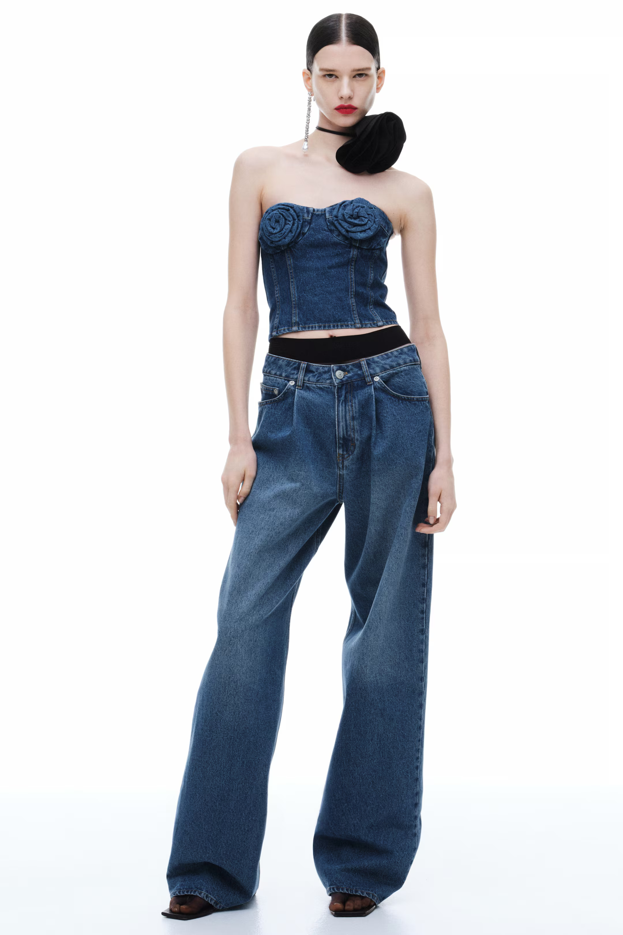 Baggy jeans met bandplooien | H&M (DE, AT, CH, NL, FI)
