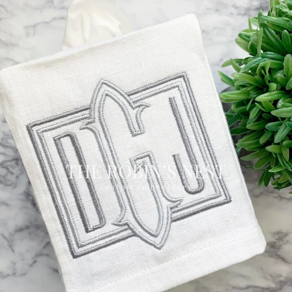 Monogrammed linen tissue box cover | Etsy | Etsy (US)