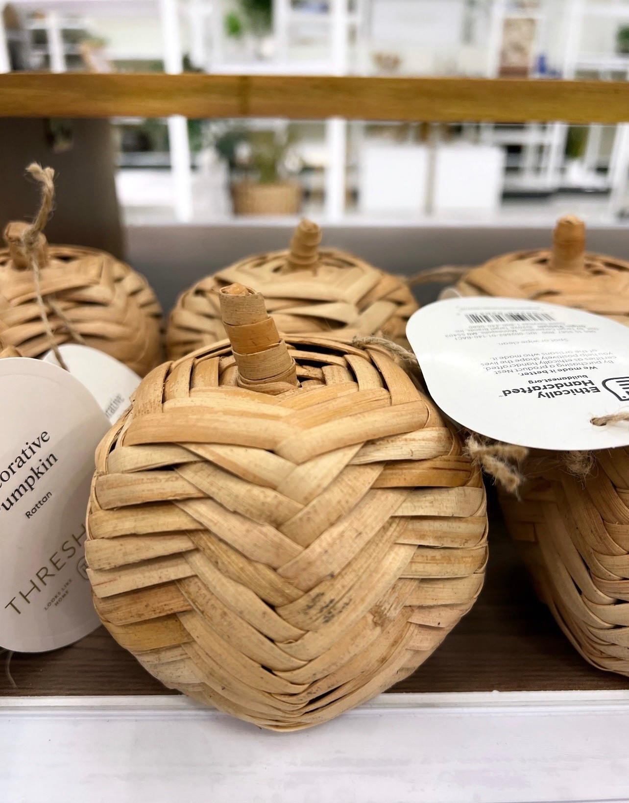 Do you decorate your home with pumpkin decor for Fall and Halloween? Target has beautiful and affordable options this year. This light woven Fall pumpkin is only $5!

@Target 


#LTKSeasonal #LTKOver40 #LTKstorytime #LTKmomlife #LTKfoodie #LTKU #LTKHome