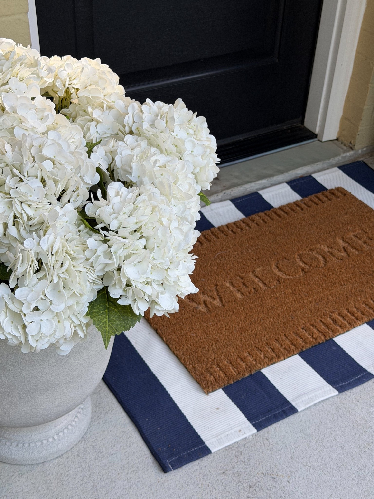 Front Door Decor - Faux flowers that look real because I can’t keep real ones alive 😉

Planter, door mat, front door mat, flower planter

#LTKHome #LTKSeasonal