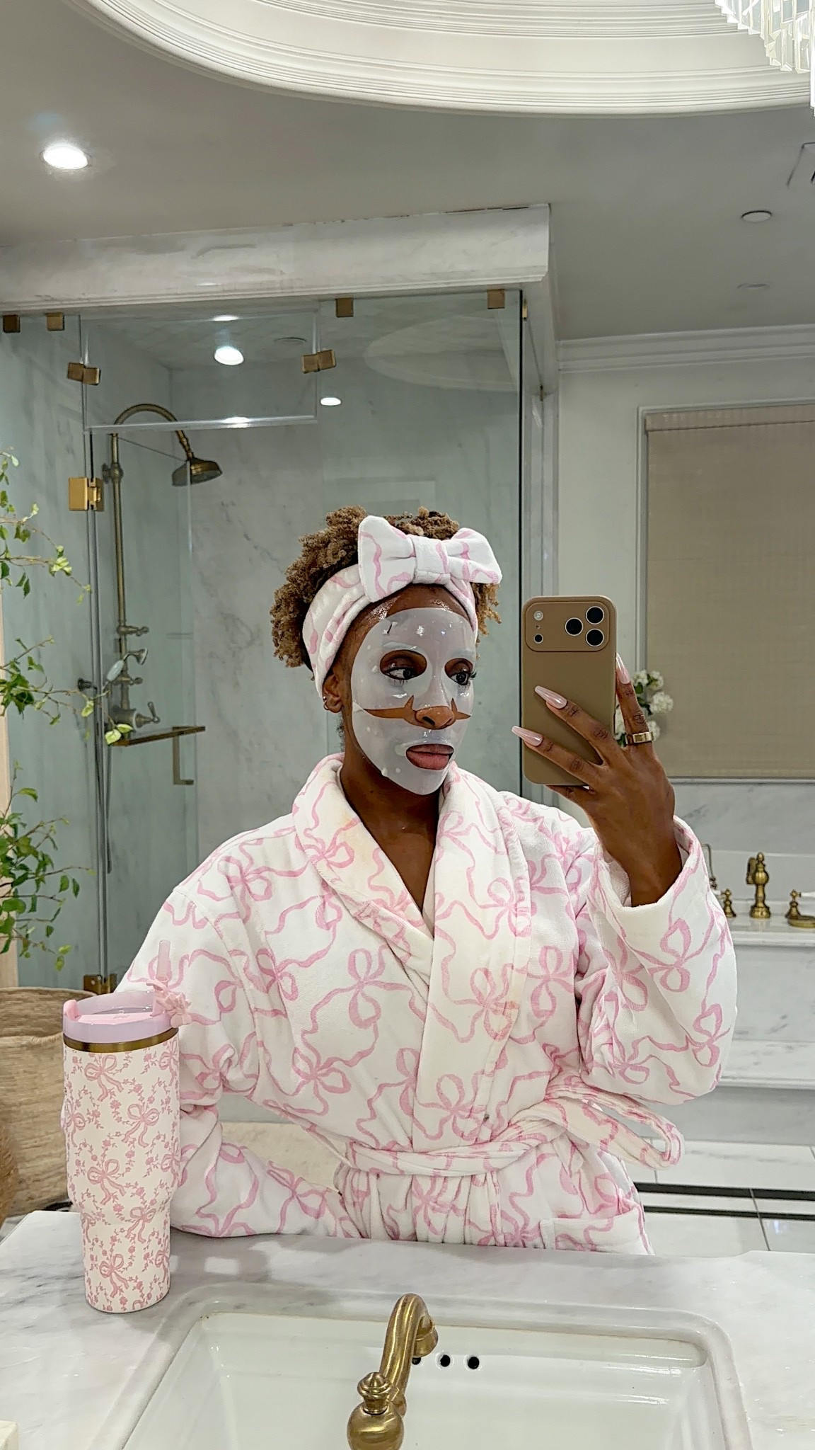 The brightening face mask from Medicube is a 2026 favorite already!

#LTKFindsUnder50 #LTKBeauty #LTKgrwm