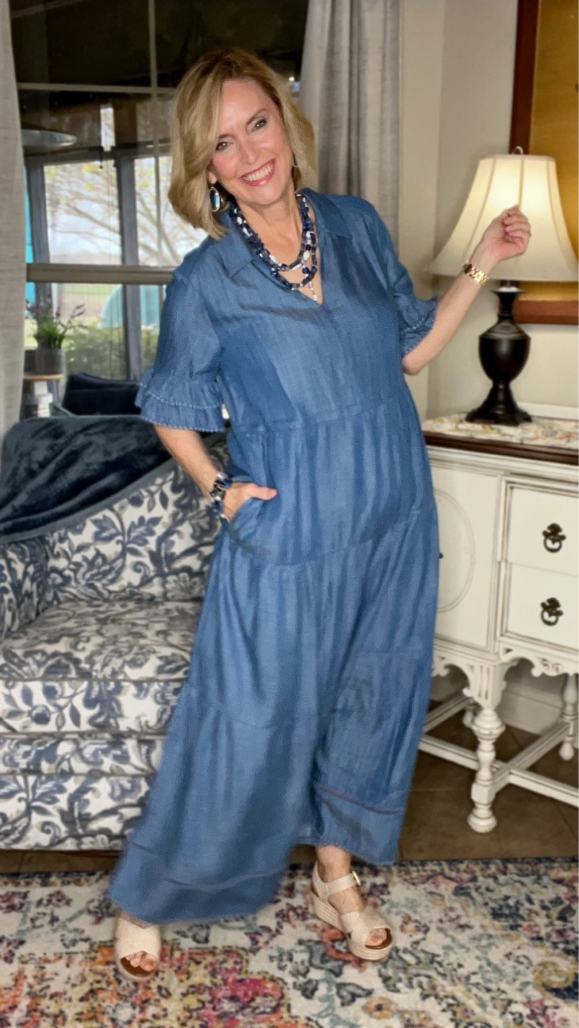 Sale alert on this gorgeous maxi from Chicos! It has pockets!

#LTKSeasonal #LTKcurves #LTKsalealert