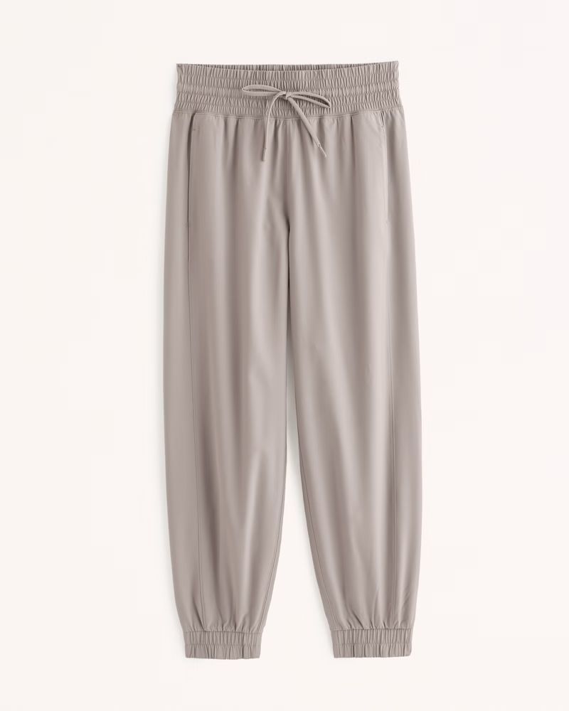 YPB motionTEK Jogger | Abercrombie & Fitch (US)