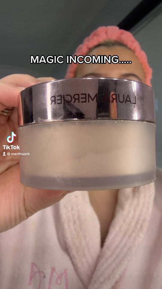 Laura Mercier translucent powder is beyond good, it’s magic ✨ #lauramercier #blurredundereyes #transluscentpowder #makeup #beauty 

#LTKaustralia #LTKbeauty