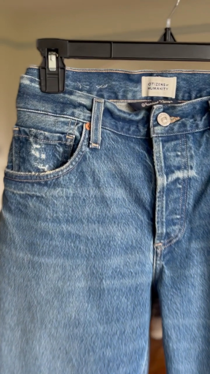 The perfect low slung slouch jean and most like my vintage Levi’s I’ve found. 

I got a 27 and it is roomy (27’s are sometimes too tight in waist for me)  I would size down one or two sizes.

It is also on the shorter side (I’m 5’5”) and if you’re taller would be a cute crop with socks and loafers or hightop cons 

#LTKstyletip