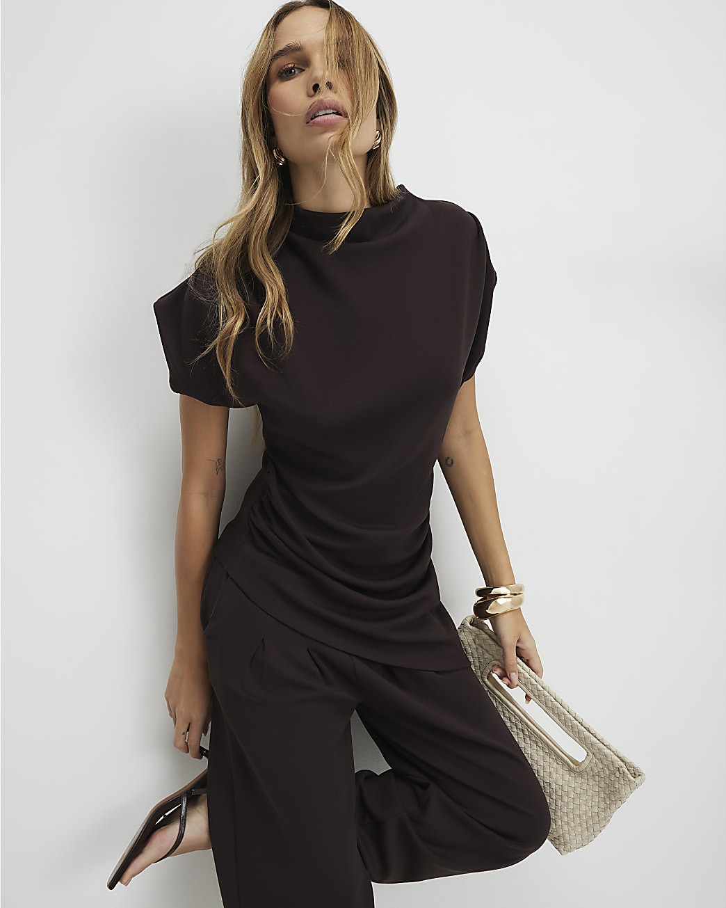 Brown Premium Short Sleeve Gathered Side Top | River Island UK & IE