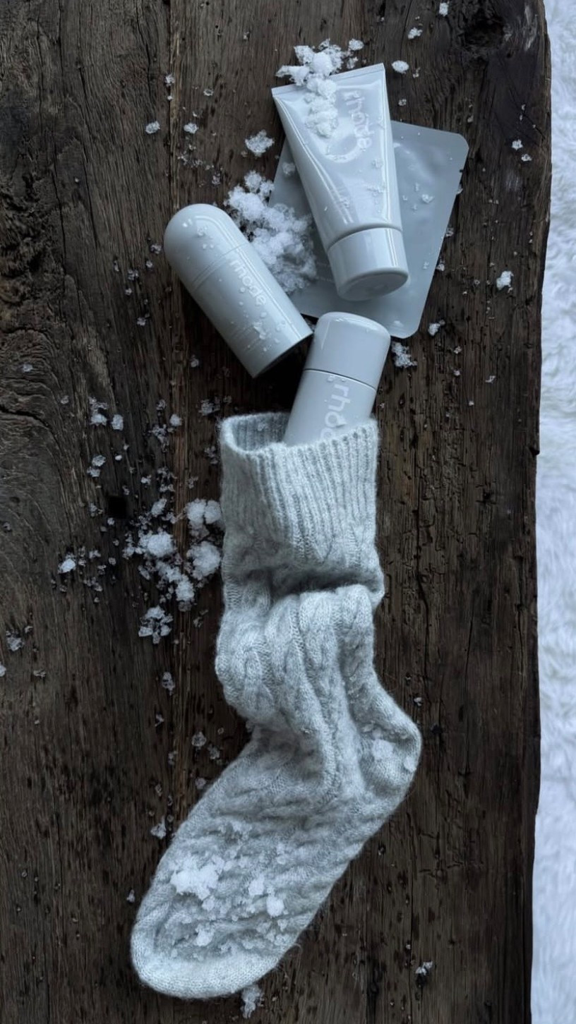 Skincare ⛄️

#skin #skincare #rhodeskin #beauty #phonecase lip tint travel 

#LTKHoliday #LTKTravel #LTKBeauty