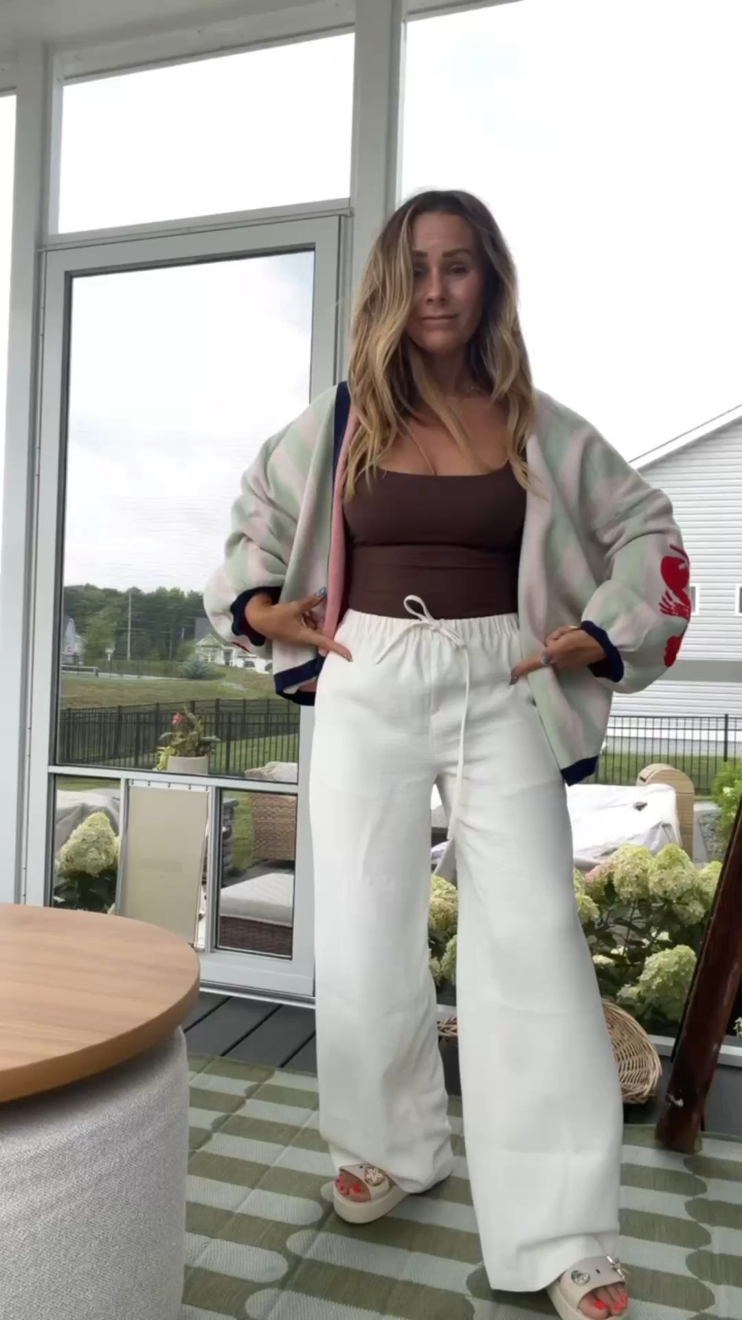 If you’ve been influenced by these viral Amazon pants… I figured someone needed to be the guinea pig. 😂  So I ordered them, tried them on, and I’m giving you my honest thoughts before you hit “buy.”  ✔️ Fit ✔️ Quality ✔️ Are they actually flattering? ✔️ Are they worth the hype?  Watch until the end to see if they’re staying in my closet or getting sent right back. 👀