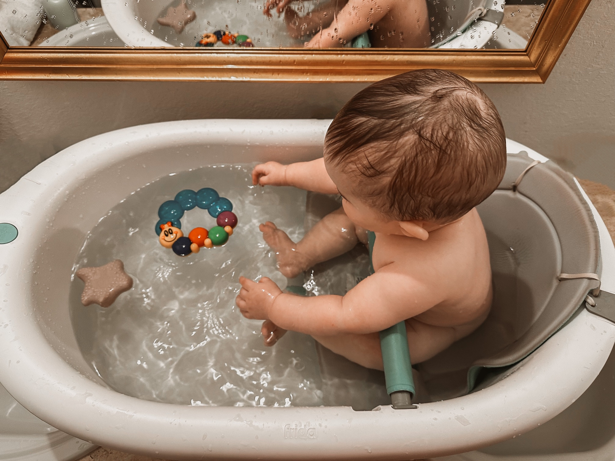 Bath time 💦🐣 Oliver’s been loving his bath time and I’ve been loving the Frida Bath Tub, because I’ve been able to adapt it to every step of Oli’s development, from newborn stage to sitting stage! Linking everything bath-time related on this post 😍

#LTKunder100 #LTKkids #LTKbaby
