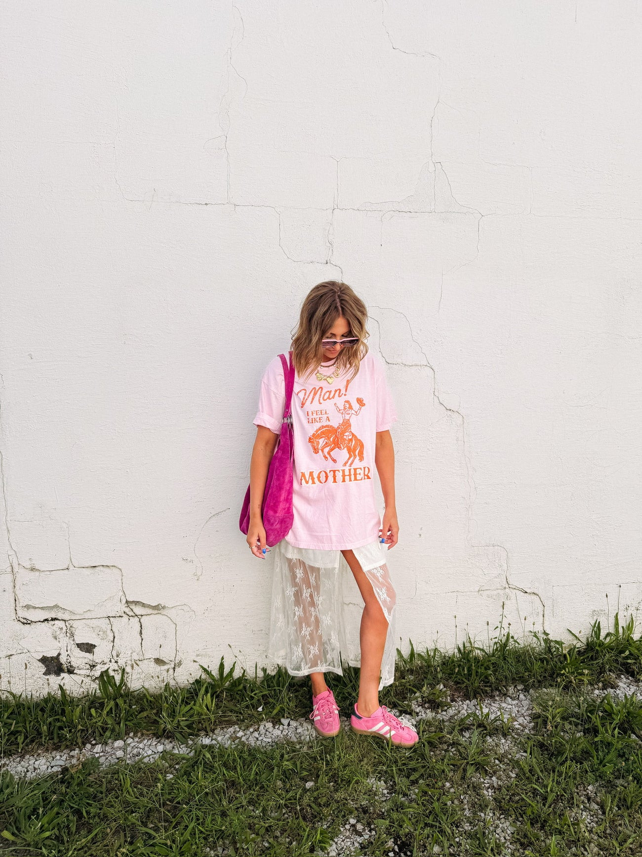 ETTA OG | man i feel like a mother graphic tee - light pink | Etta+East