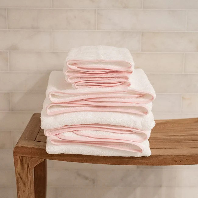 Signature Starter Pack of Bath and Hand Towels | Weezie | Weezie Towels