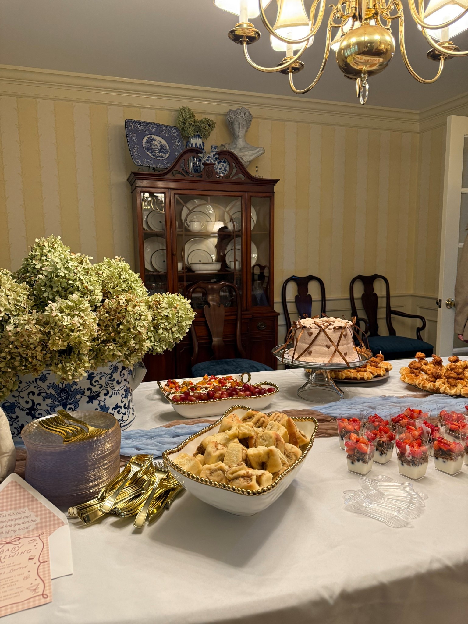 Pampa Bay Serving Ware 

parties, hosting, serving, food, tablescape, design 

#LTKParties #LTKGiftGuide #LTKHoliday