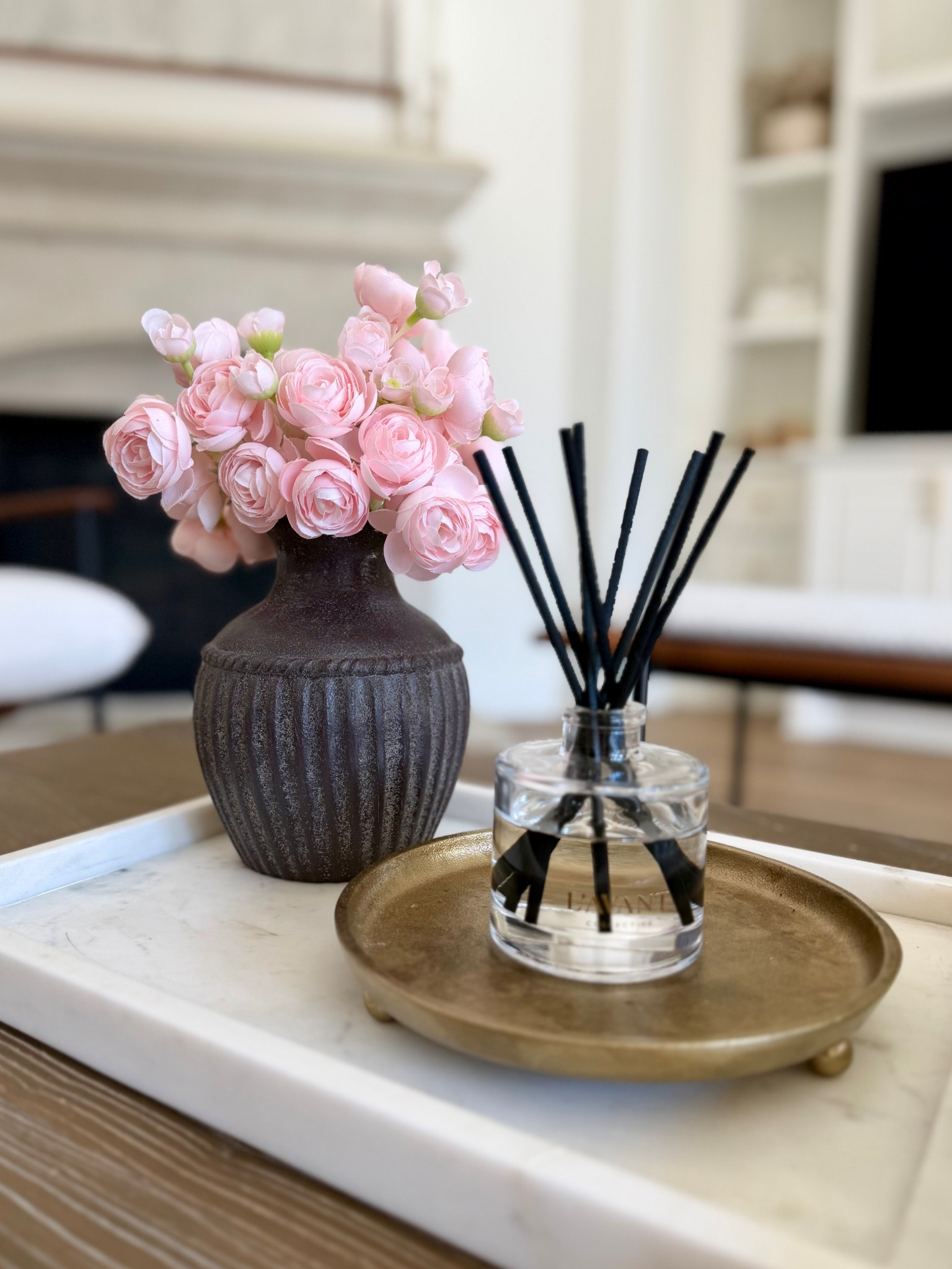 This vase is just too cute! 💕

Spring decor
Vase
Studio McGee
Flowers
Home reset

#LTKHome #LTKSeasonal