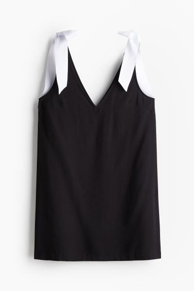 A-Line Tie-Strap Dress - V-neck - Sleeveless - Red - Ladies | H&M US | H&M (US + CA)