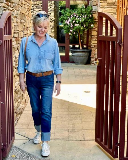 This chambray shirt has been on constant repeat in my wardrobe for over 5 years. It’s goes with everything and is currently on sale under $50 with the code SOGOOD… and it really is!!
Wearing a M
Jeans chambray shirt casual 

#LTKOver40 #LTKFindsUnder50 #LTKSaleAlert