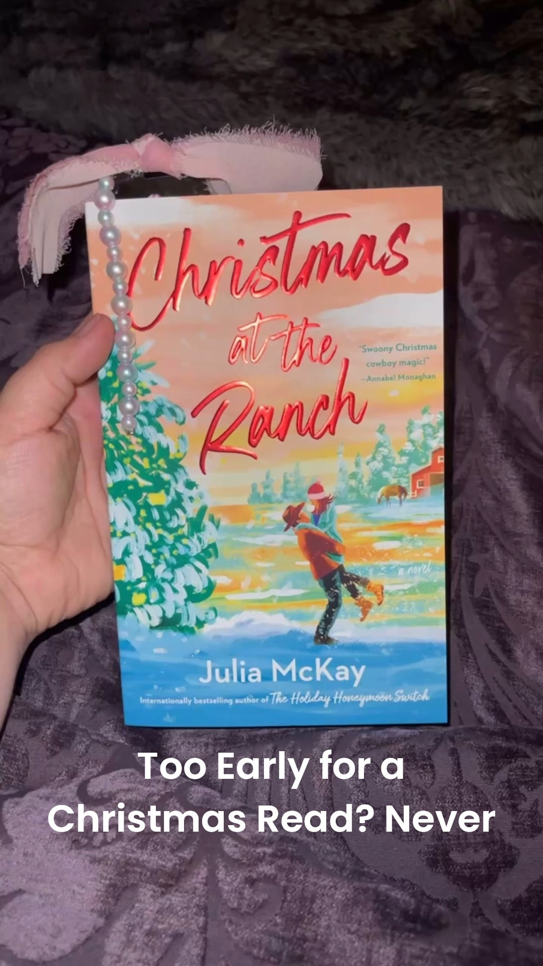 My First Christmas Read of 2025 🎄🎅🏼 Is it too early for a Christmas book? Now that Thanksgiving is over and December is Monday (already!), it’s time to break out the holiday reads! 

🎄 Romance
🎄 Cowboy x City Girl
🎄 Second Chance
🎄 Small Town
🎄 Found Family



#LTKHoliday #LTKFindsUnder50 #LTKHome