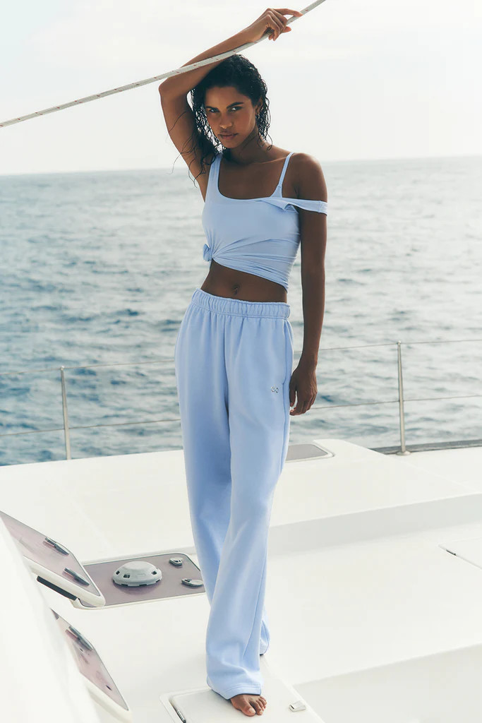 Accolade Straight Leg Sweatpant | Alo Yoga