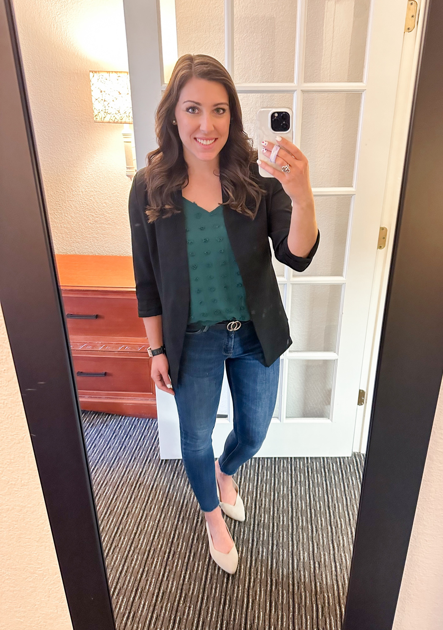 ✨When you want a business casual look, dark wash jeans a blazer will do the trick. #teacherootd #teacheroutfits 

#LTKunder50 #LTKworkwear #LTKBacktoSchool