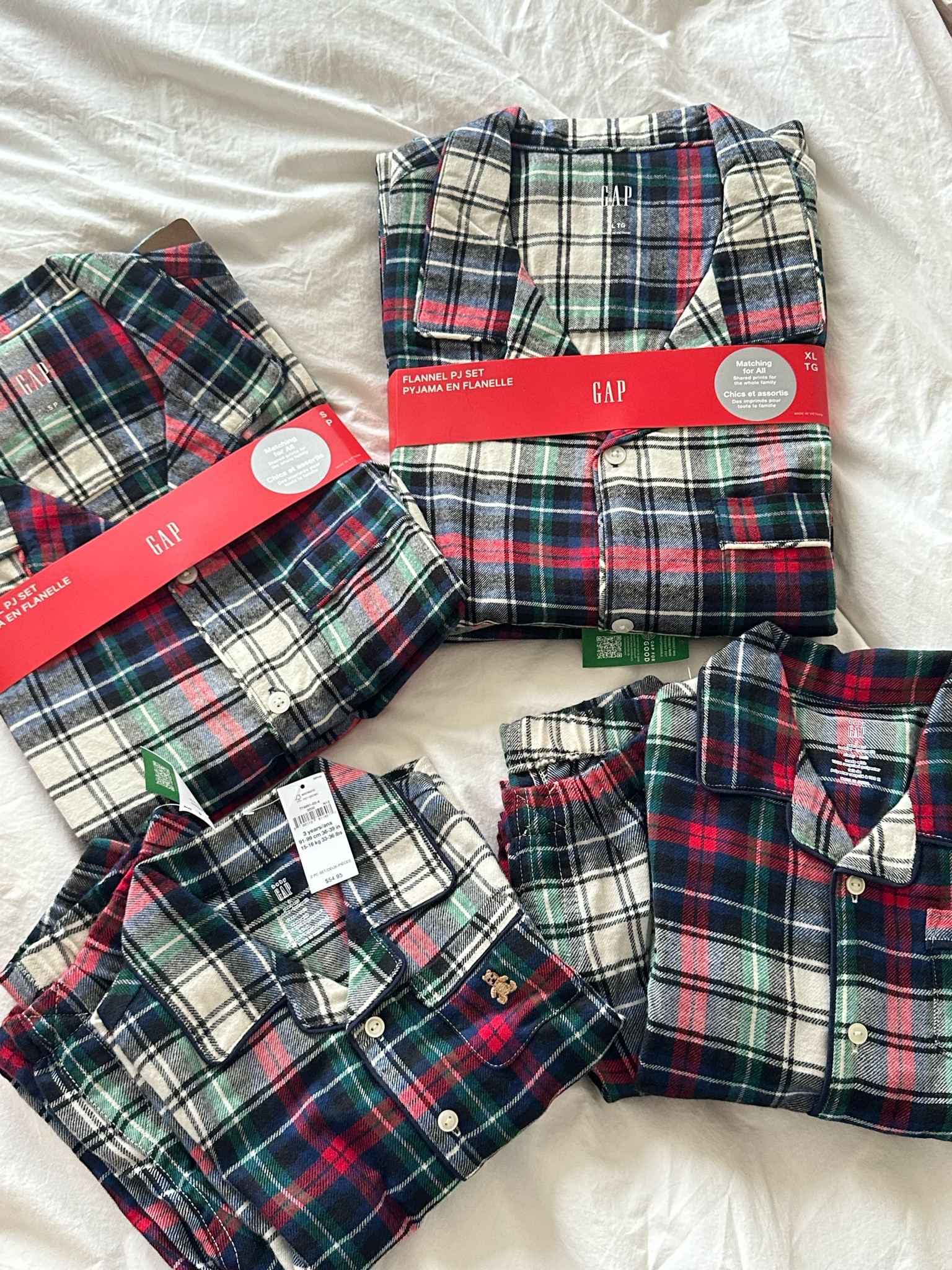 I ordered size S in men’s for me! Size XL for Izzy! And the girls’  sizes (3-4 and 5-6)!

#LTKbaby #LTKGiftGuide #LTKHoliday