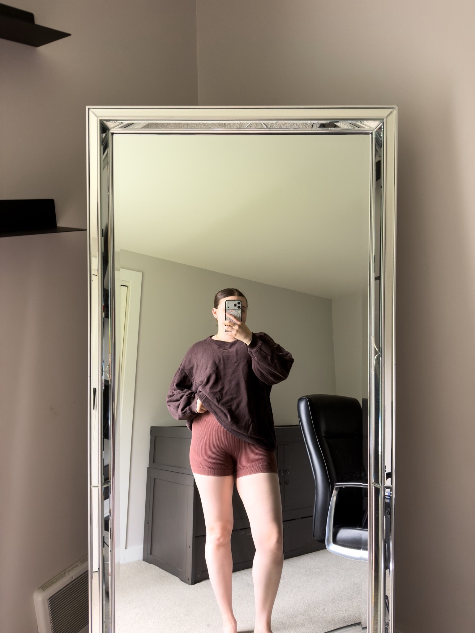 What I wore on a walk and to lunch! A bit more casual for me but a solid outfit regardless 🙂‍↔️

I’m wearing a L sweatshirt and shorts

#LTKMidsize #LTKootd #LTKfitnessgoals