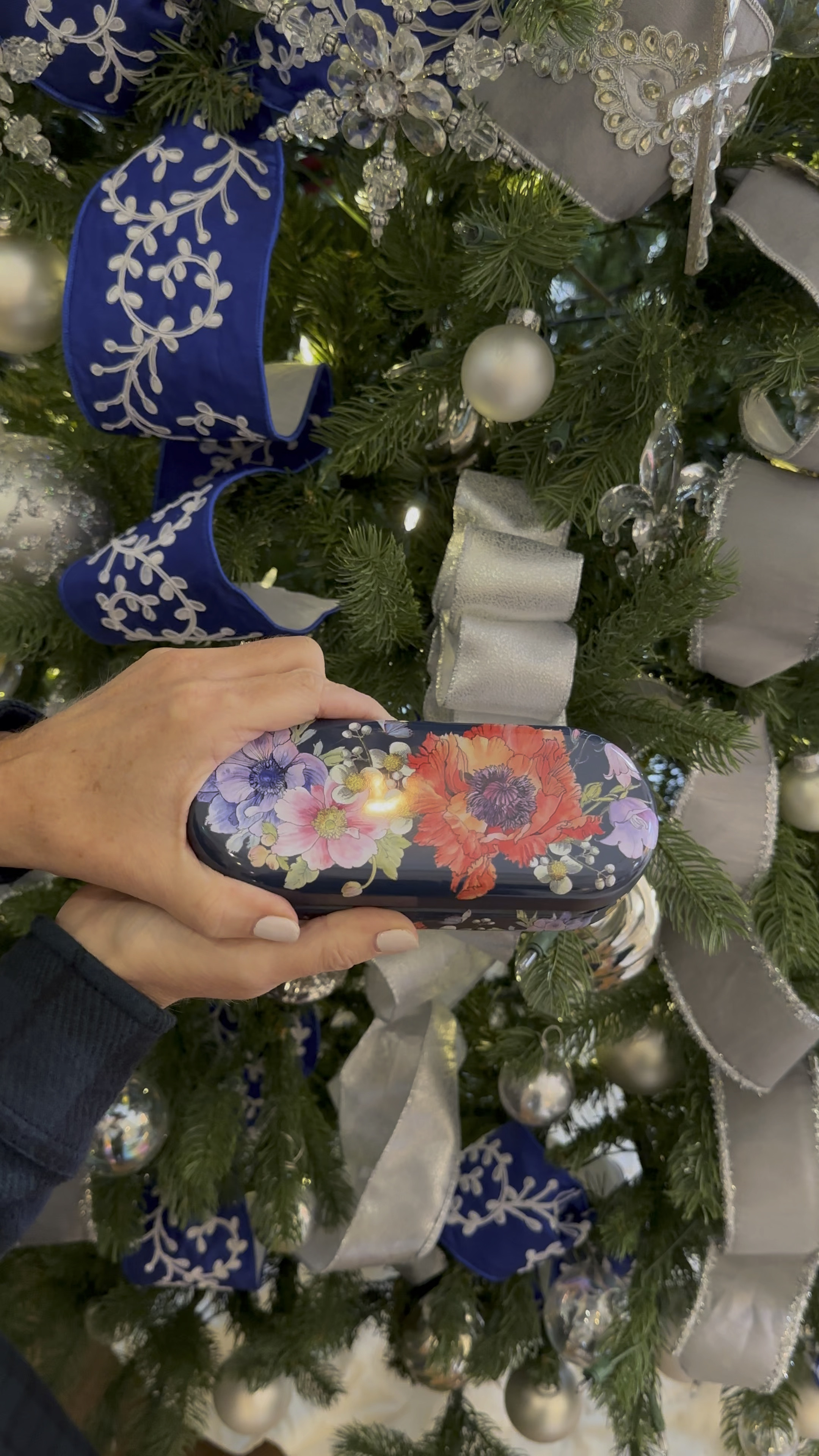 Brighton Aviators for your stylish BFF


#LTKGiftGuide #LTKover40 #LTKHoliday