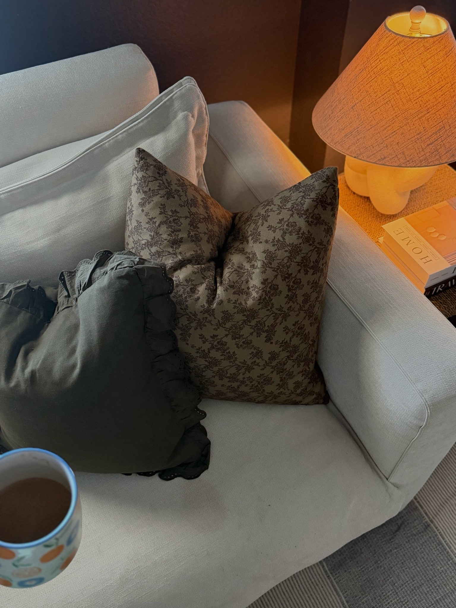 Me 🤝 my Woven Nook pillows - linking all my sectional ones from the fall collection!!

#LTKHome #LTKSeasonal