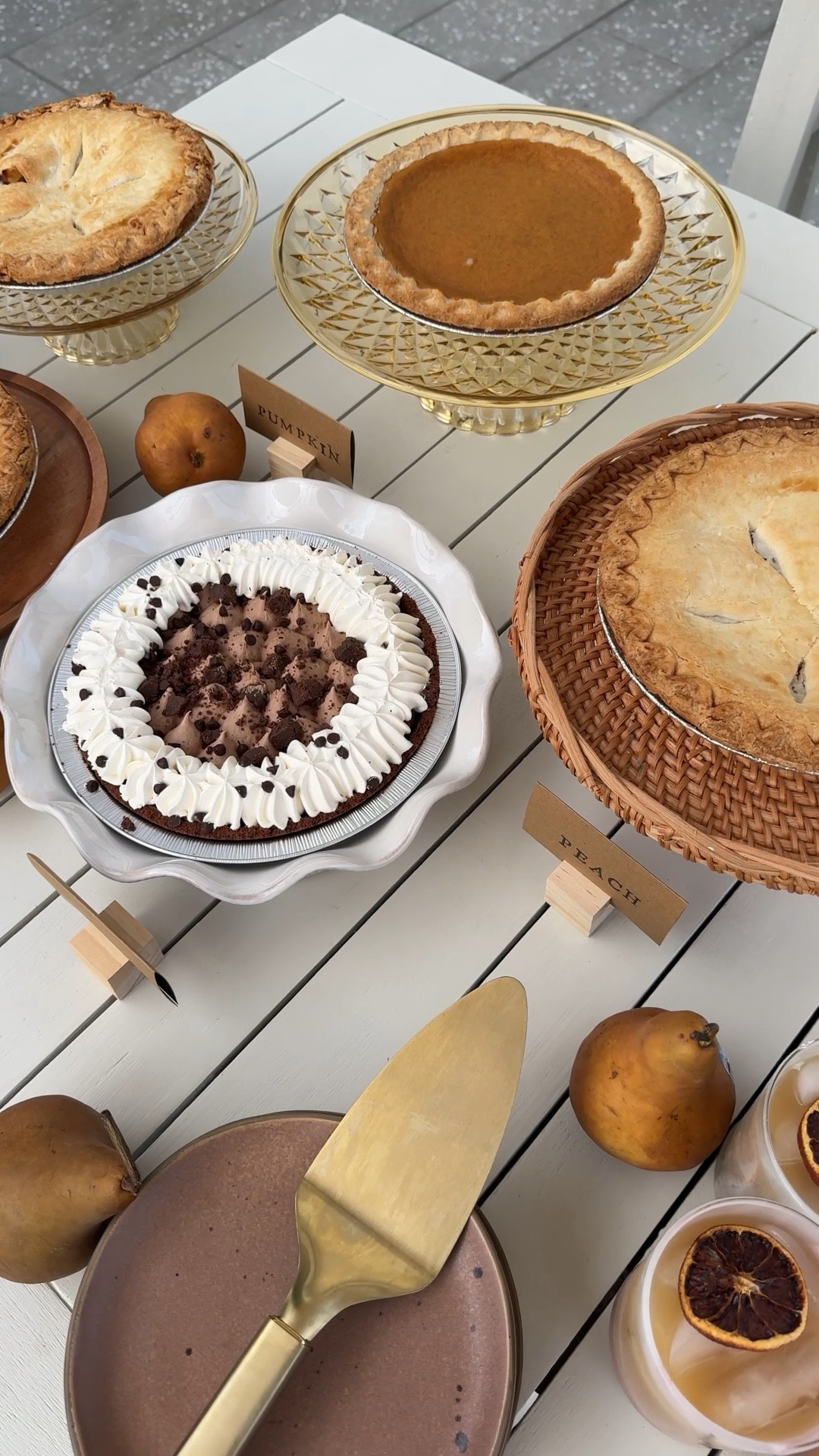 A pie bar for Thanksgiving! 

#LTKSeasonal #LTKHoliday #LTKmomlife