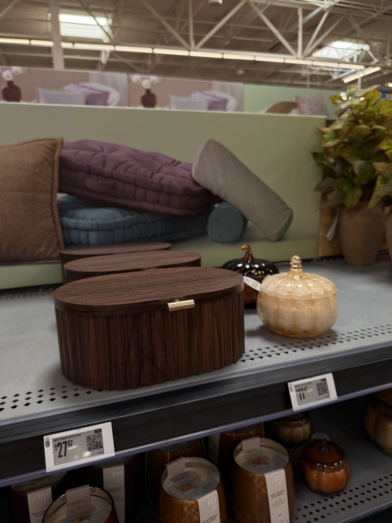 fall home decor pieces under $30 🍁🪵