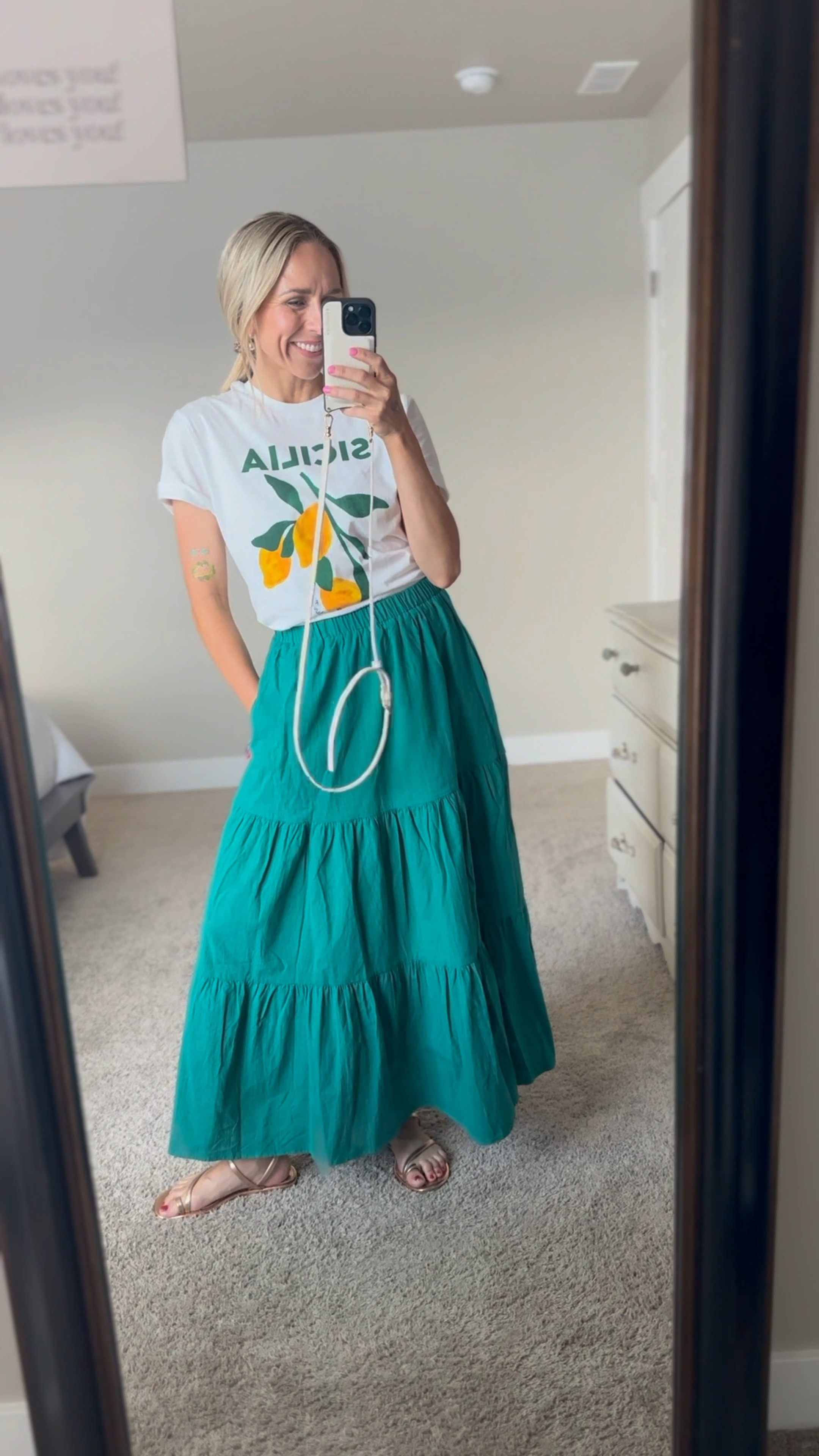 Easy summer maxi skirt! Perfect summer outfit for my mom’s.

Top and skirt: TTS 

#LTKSeasonal #LTKFindsUnder50 #LTKStyleTip