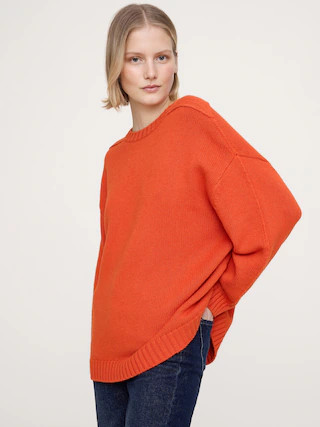 Oversized Merino-Cotton Crew-Neck Sweater | Banana Republic (US)
