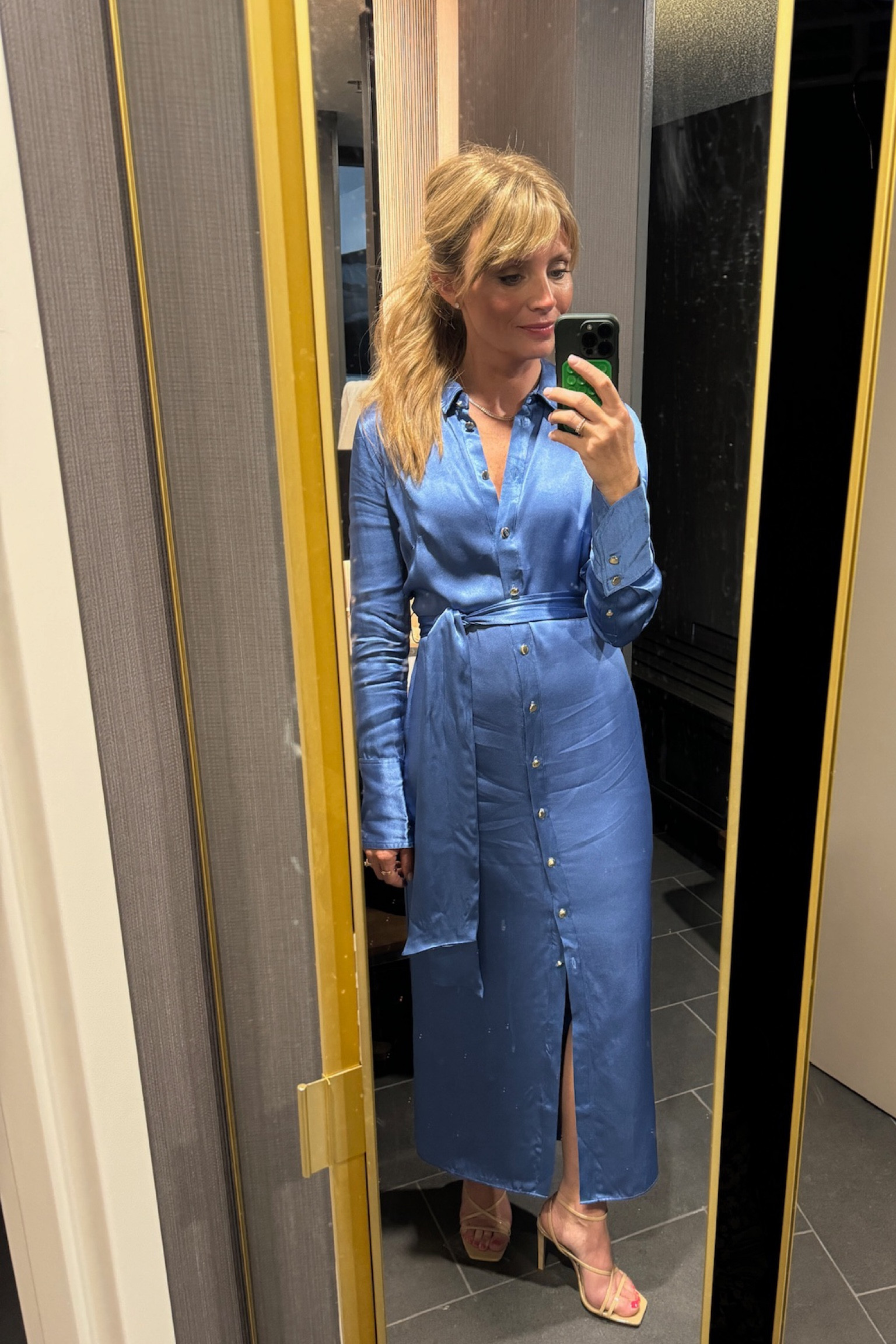 Fav Schutz nude heels on repeat! 

#nudeheels
#Schutzheels

#LTKShoeCrush #LTKStyleTip