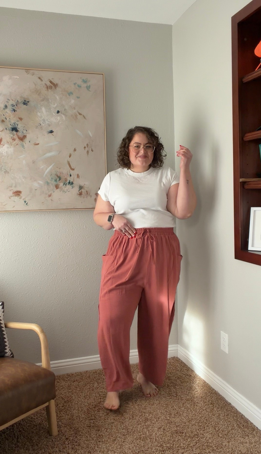 Pants 2x
Top xl

Bust 44  //  waist 42  //  hips 55  //  5’6” 

#LTKSeasonal #LTKMidsize #LTKPlusSize