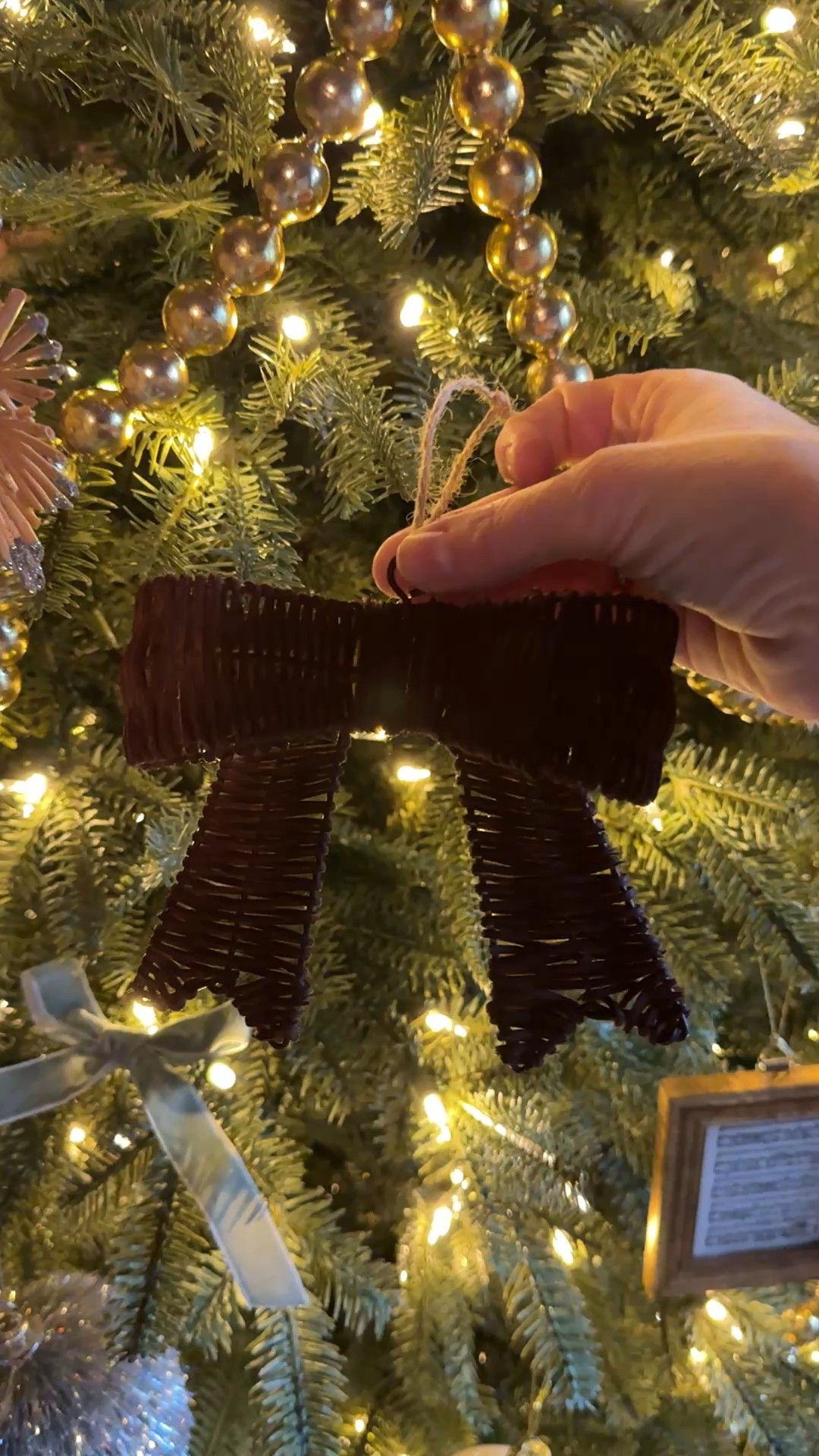 The cutest rattan bow ornament for the Christmas tree 🤎

An amazong price point at Walmart Canada for Holiday decorating! 

Holiday decor, Christmas tree, Christmas ornaments, rattan decor, Christmas decorations, Christmas bow, brown holiday decor 

#holidayhome #christmasornament #christmastree #christmasdecor

#LTKSeasonal #LTKHoliday #LTKHome